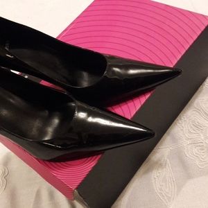 Joan & David Circa pumps